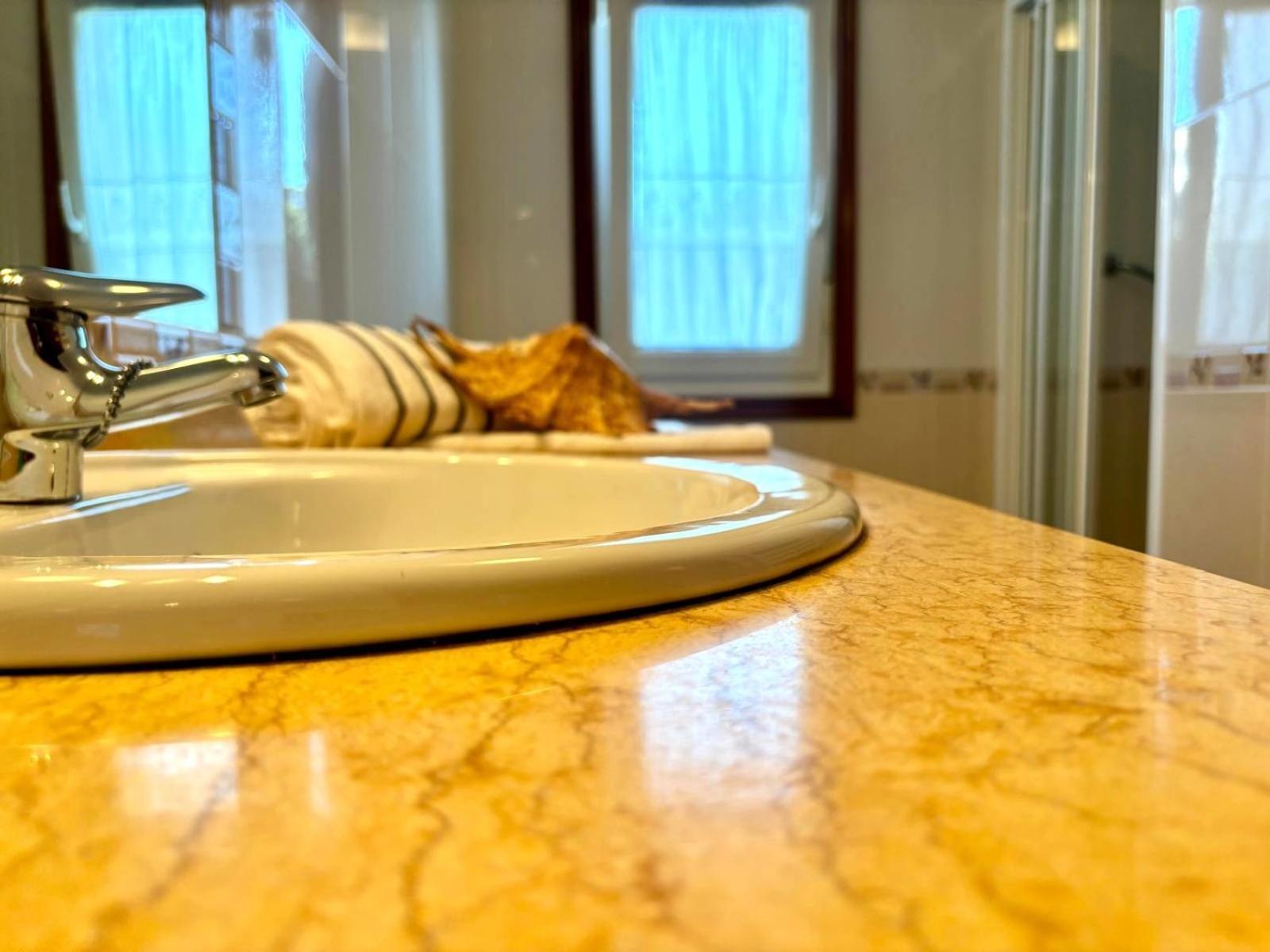 バイヨーナHolibai, Casa Caeiro ,Un Hogar Lejos De Casa, Sabaris, Galiciaアパートメント エクステリア 写真